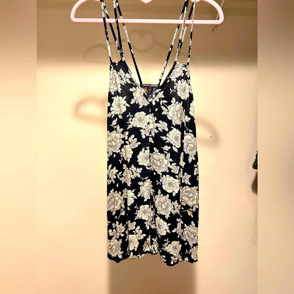 GUC Brandy Melville Small Black and Beige Strappy Cami Tank Top Floral Rose
